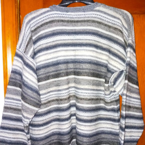 WOMEN'S 90'S BAGGIE SWEATER (Size M) - Picture 3 of 6